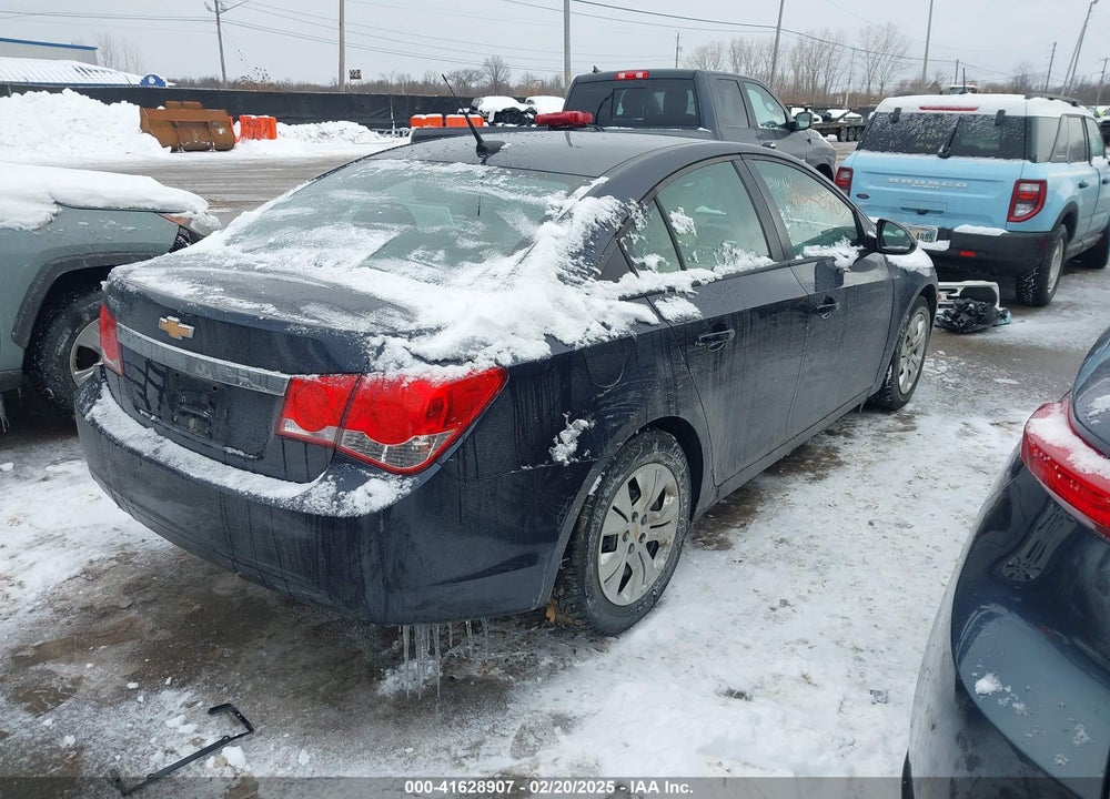2014 CHEVROLET CRUZE VIN: 1G1PA5SH7E7142039