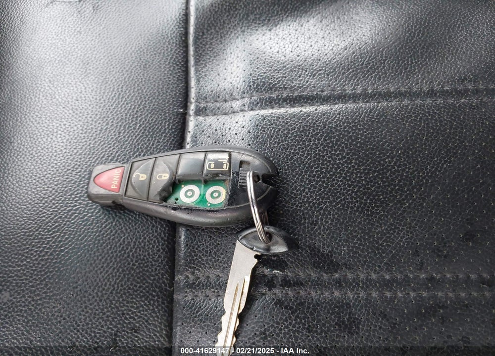 2012 CHRYSLER TOWN & COUNTRY TOURING VIN: 2C4RC1BG3CR410204