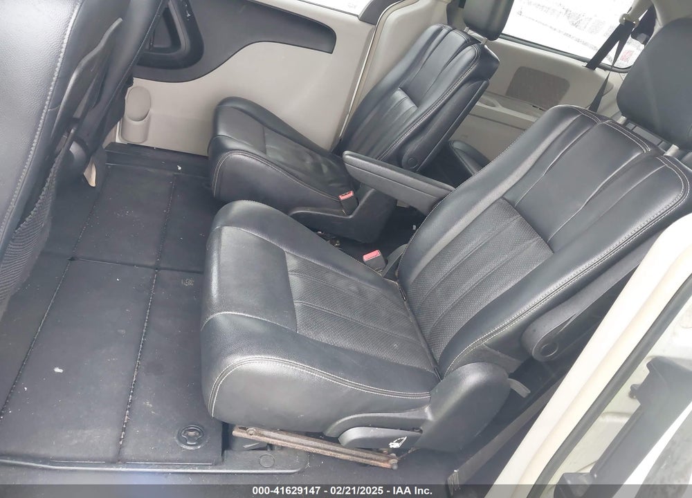 2012 CHRYSLER TOWN & COUNTRY TOURING VIN: 2C4RC1BG3CR410204