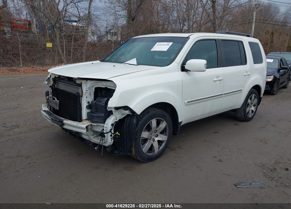 2015 HONDA PILOT TOURING VIN: 5FNYF4H92FB042384