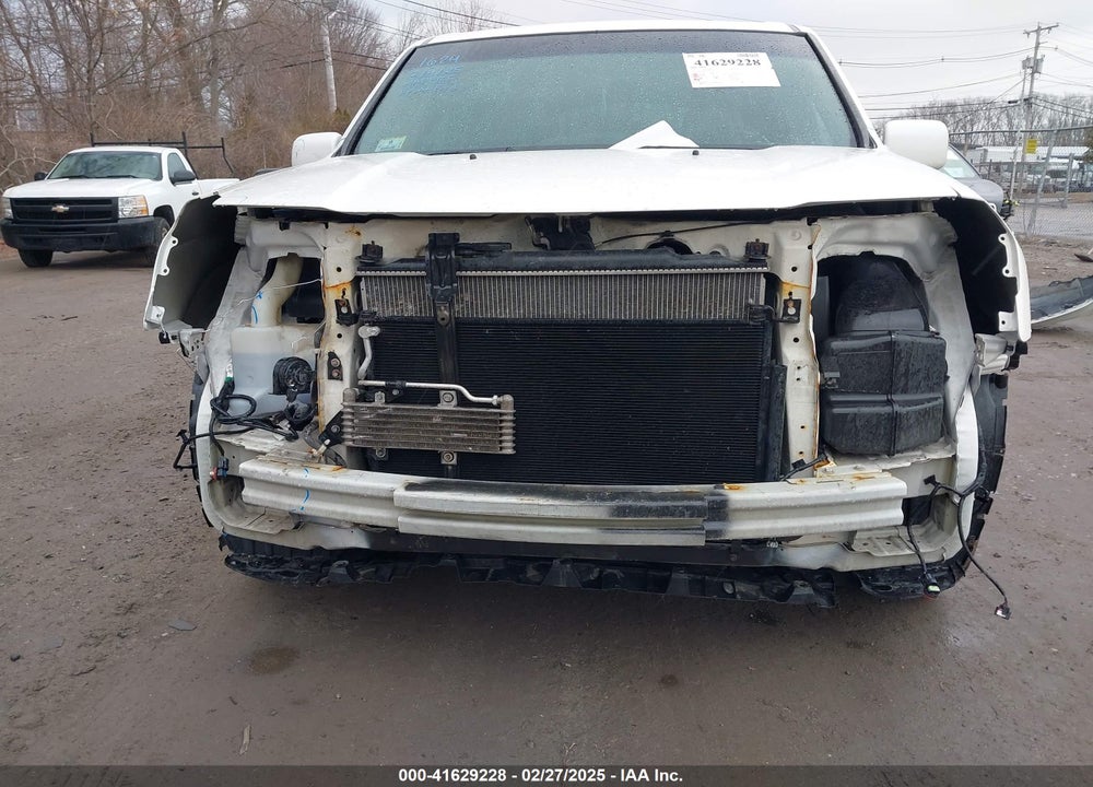 2015 HONDA PILOT TOURING VIN: 5FNYF4H92FB042384