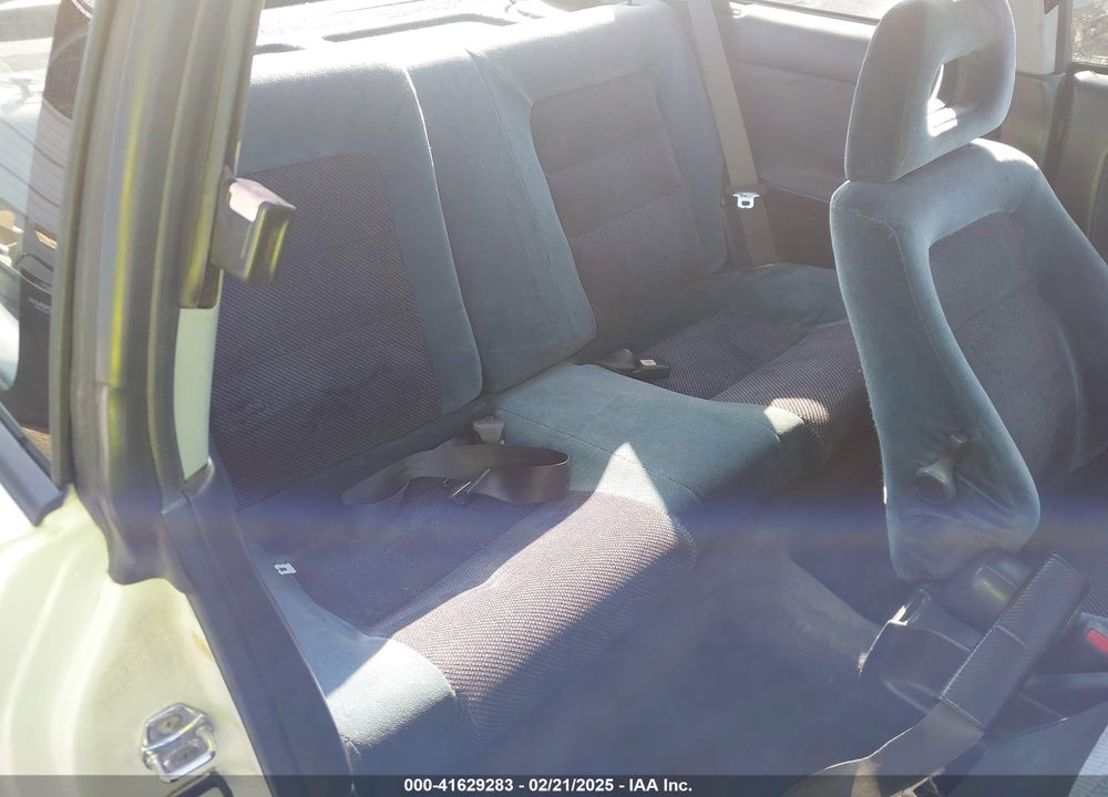 1993 ACURA INTEGRA LS VIN: JH4DA9357PS004103