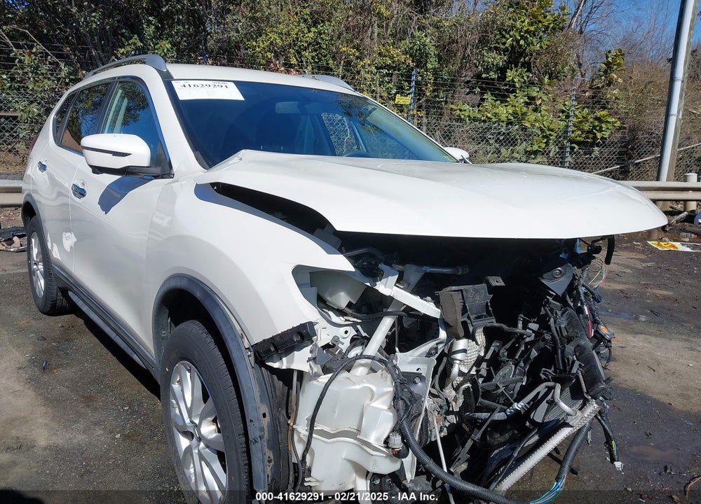 2018 NISSAN ROGUE SV VIN: KNMAT2MV0JP554614