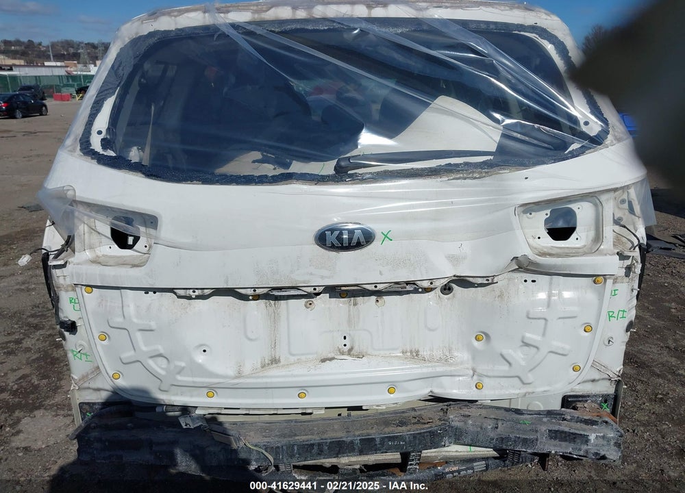 2016 KIA SEDONA LX VIN: KNDMB5C1XG6192788