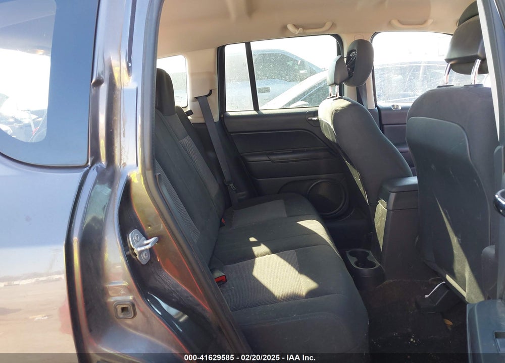 2015 JEEP COMPASS SPORT VIN: 1C4NJCBBXFD274472