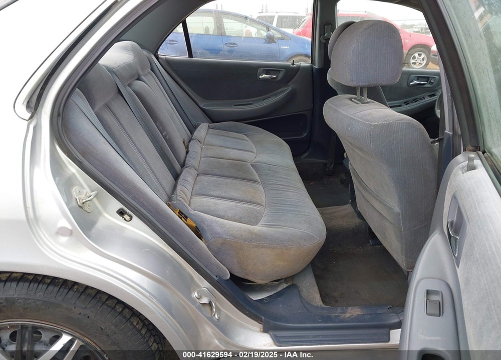 1999 HONDA ACCORD LX VIN: 1HGCG6650XA162814