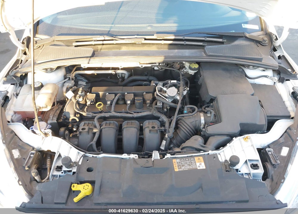 2016 FORD FOCUS SE VIN: 1FADP3K27GL379994