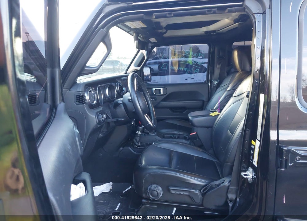 2020 JEEP WRANGLER UNLIMITED SAHARA ALTITUDE 4X4 VIN: 1C4HJXEG3LW211192