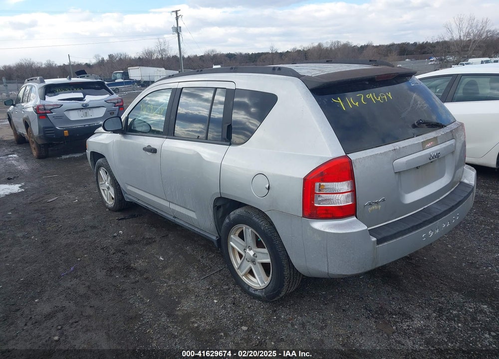 2007 JEEP COMPASS VIN: 1J8FF47W17D142461