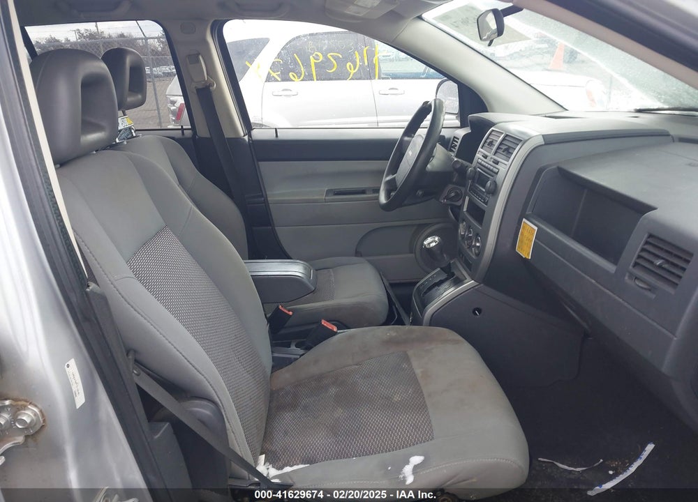 2007 JEEP COMPASS VIN: 1J8FF47W17D142461