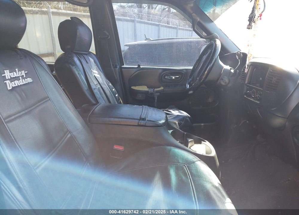 2001 FORD F-150 VIN: 1FTRW07L11KA67704