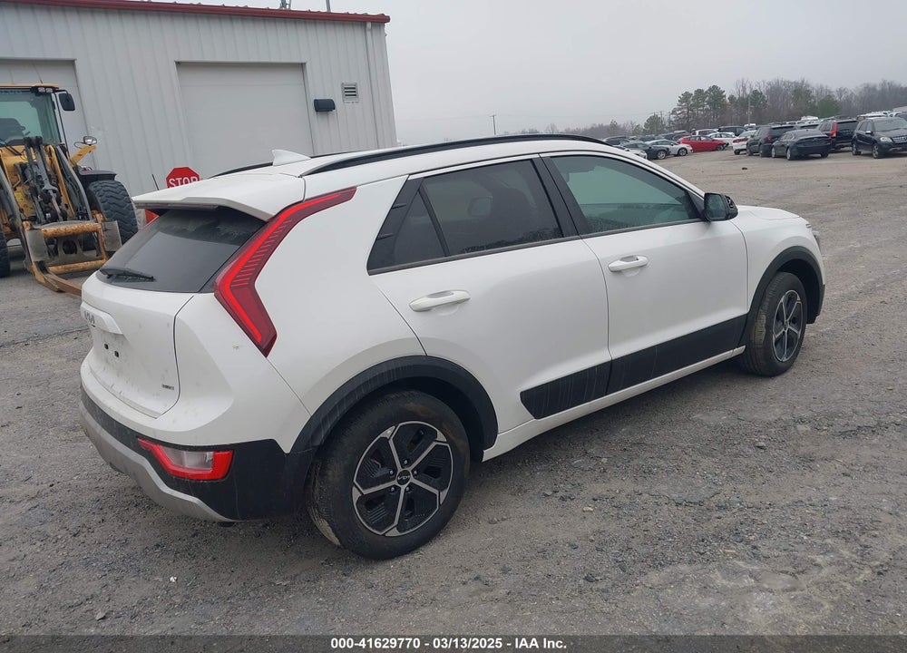 2024 KIA NIRO VIN: KNDCP3LE1R5178842
