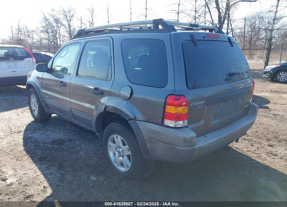 2002 FORD ESCAPE VIN: 1FMYU04162KC49223