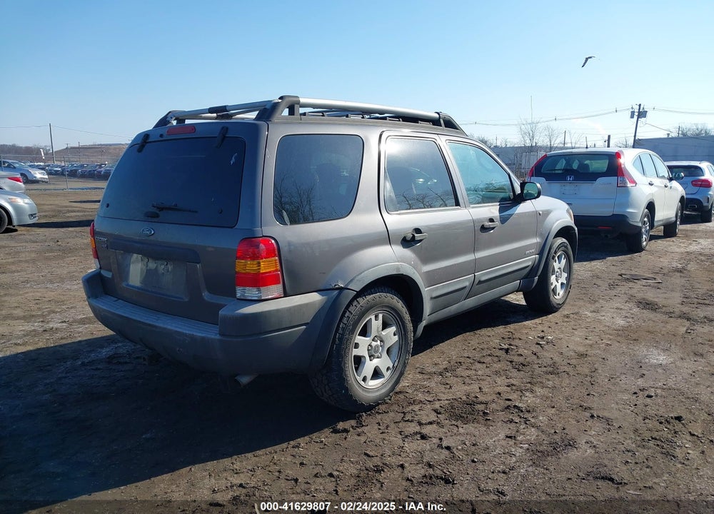 2002 FORD ESCAPE VIN: 1FMYU04162KC49223