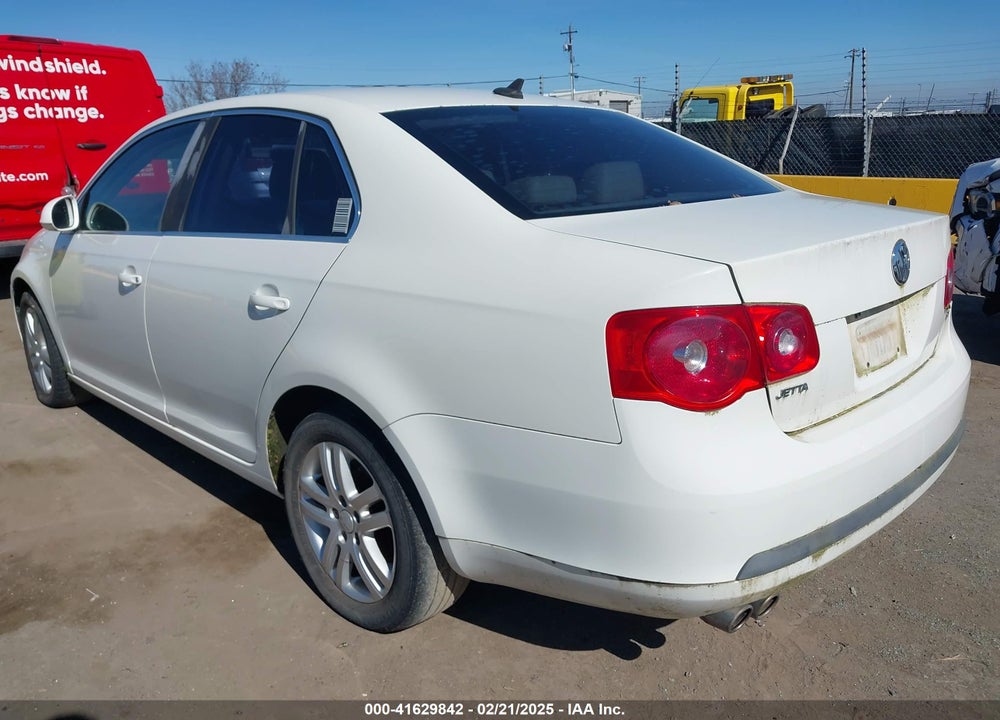 2007 VOLKSWAGEN JETTA VIN: 3VWSG81K27M010455