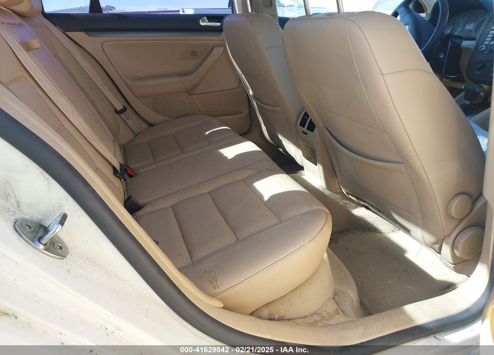 2007 VOLKSWAGEN JETTA VIN: 3VWSG81K27M010455