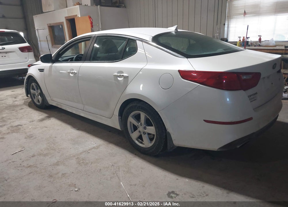 2015 KIA OPTIMA VIN: KNAGM4A77F5565019