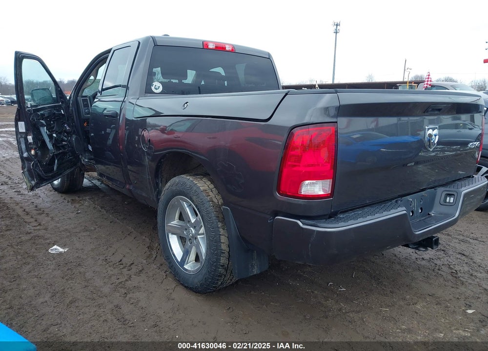 2021 RAM 1500 CLASSIC VIN: 1C6RR7FG0MS513972