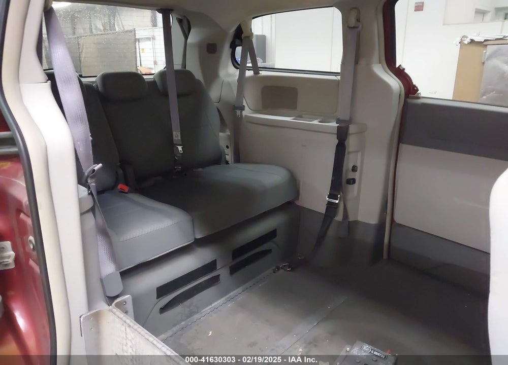 2010 CHRYSLER TOWN & COUNTRY TOURING VIN: 2A4RR5D16AR153061