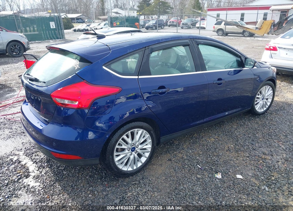 2017 FORD FOCUS VIN: 1FADP3N25HL272276