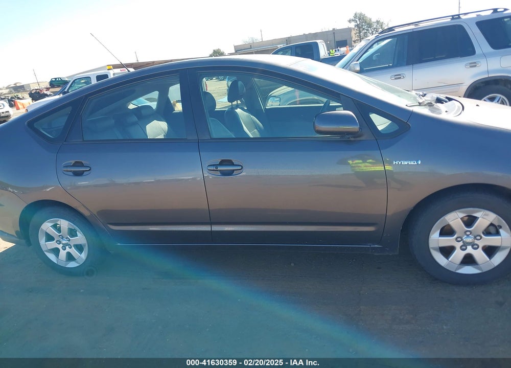 2008 TOYOTA PRIUS VIN: JTDKB20UX83385756