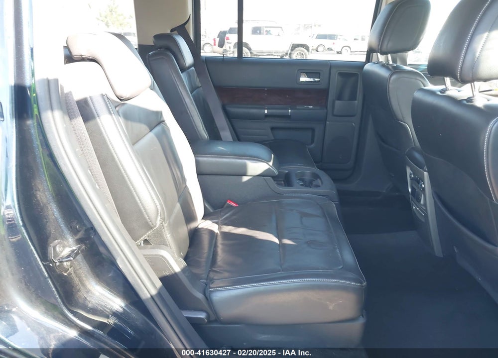 2009 FORD FLEX VIN: 2FMEK62C99BA12035
