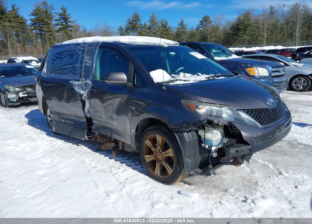 2012 TOYOTA SIENNA SE 8 PASSENGER VIN: 5TDXK3DC0CS233795