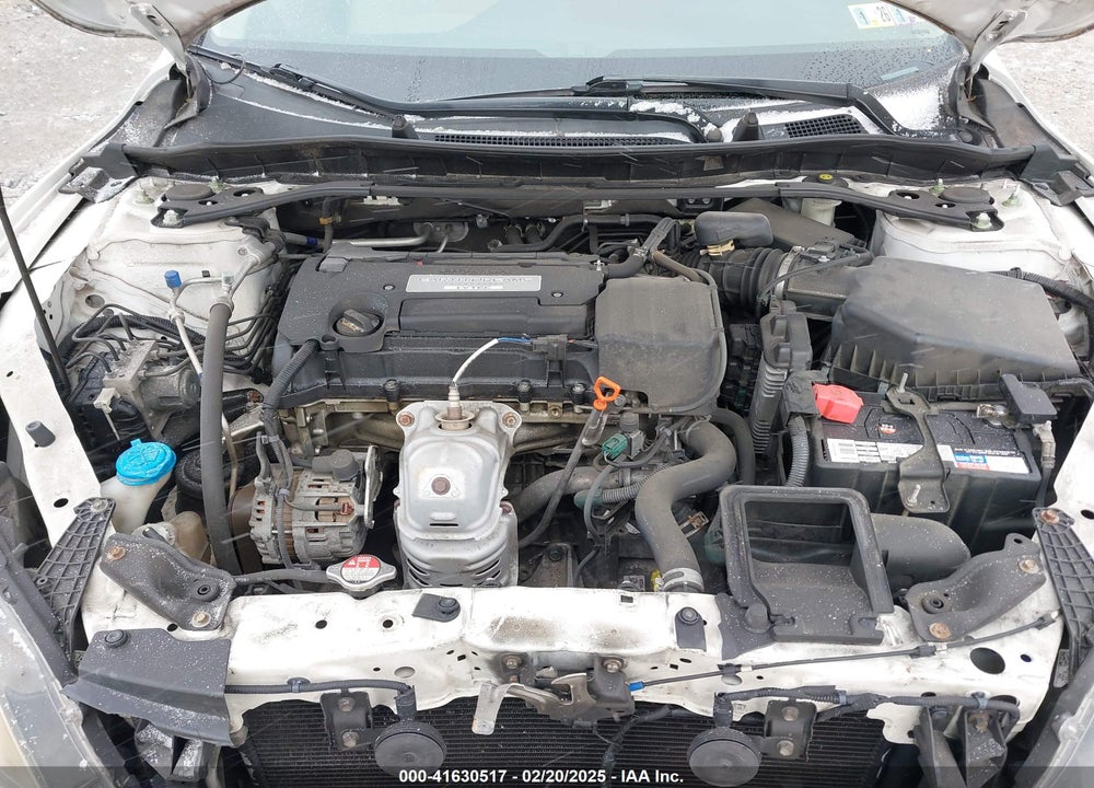 2015 HONDA ACCORD VIN: 1HGCR2F77FA245983