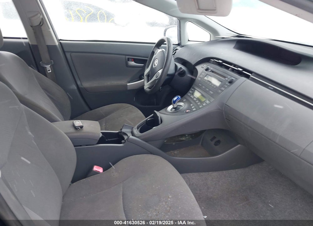 2011 TOYOTA PRIUS TWO VIN: JTDKN3DU1B0256188