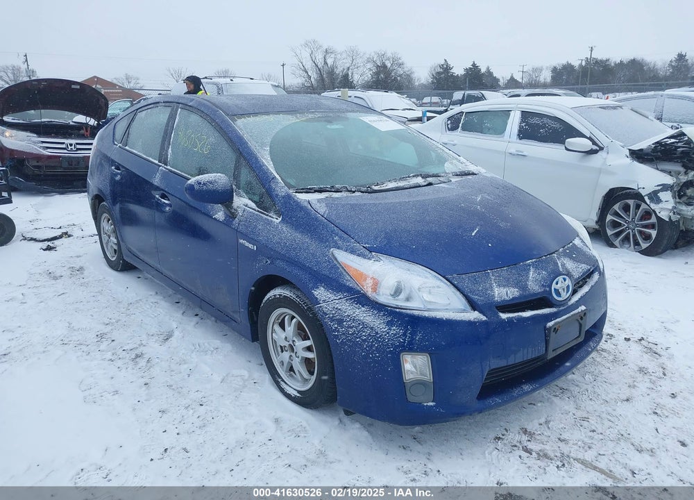 2011 TOYOTA PRIUS TWO VIN: JTDKN3DU1B0256188