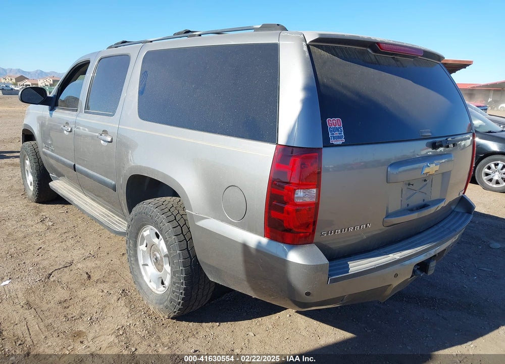 2007 CHEVROLET SUBURBAN 1500 LT VIN: 3GNFK16357G206987