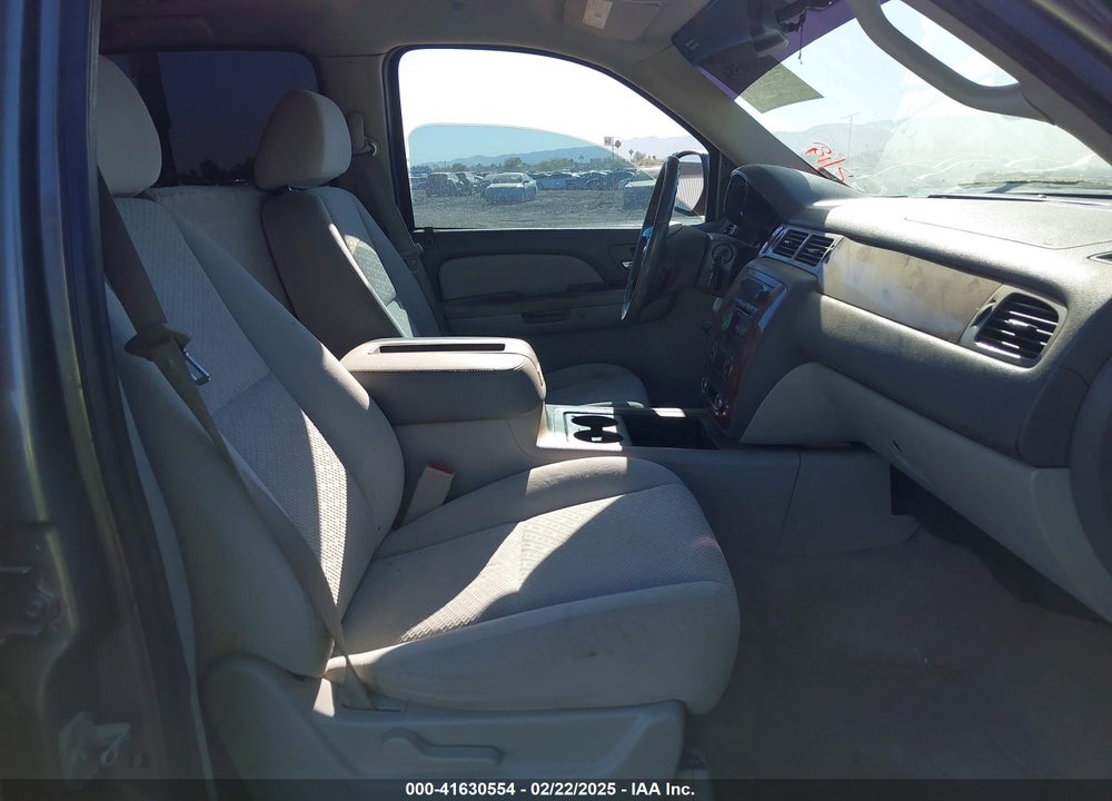 2007 CHEVROLET SUBURBAN 1500 LT VIN: 3GNFK16357G206987