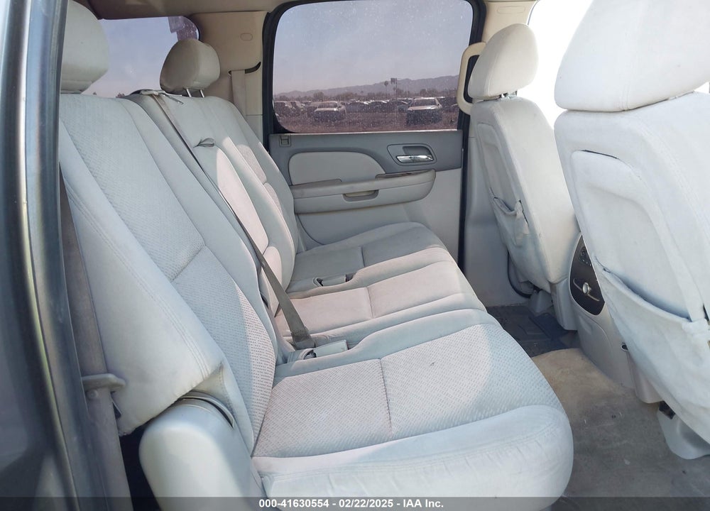 2007 CHEVROLET SUBURBAN 1500 LT VIN: 3GNFK16357G206987