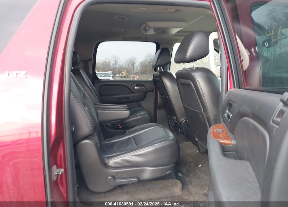 2009 CHEVROLET SUBURBAN 1500 LTZ VIN: 1GNFK36389R293623