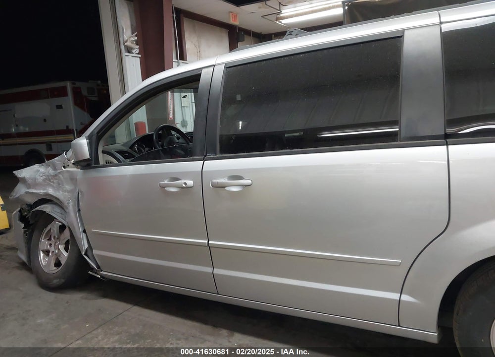 2012 DODGE GRAND CARAVAN SXT VIN: 2C4RDGCG1CR323318