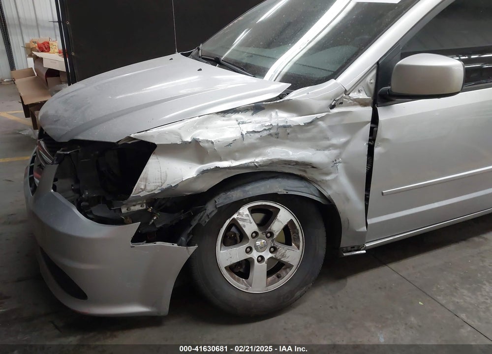 2012 DODGE GRAND CARAVAN SXT VIN: 2C4RDGCG1CR323318