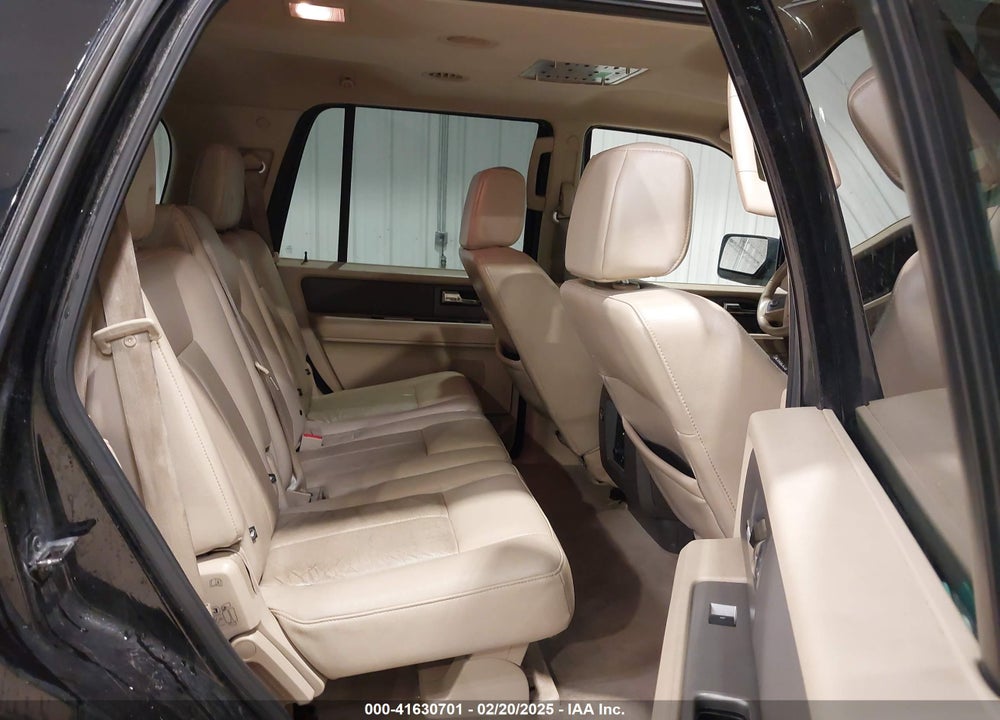 2007 FORD EXPEDITION XLT VIN: 1FMFU16507LA88124