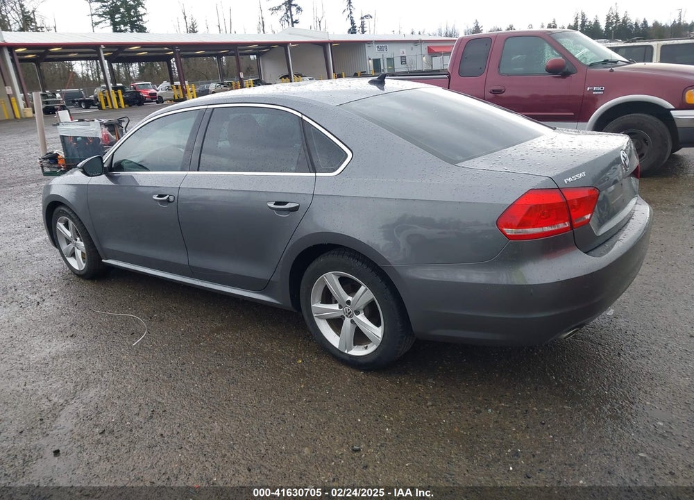 2012 VOLKSWAGEN PASSAT 2.5L SE VIN: 1VWBP7A39CC024769