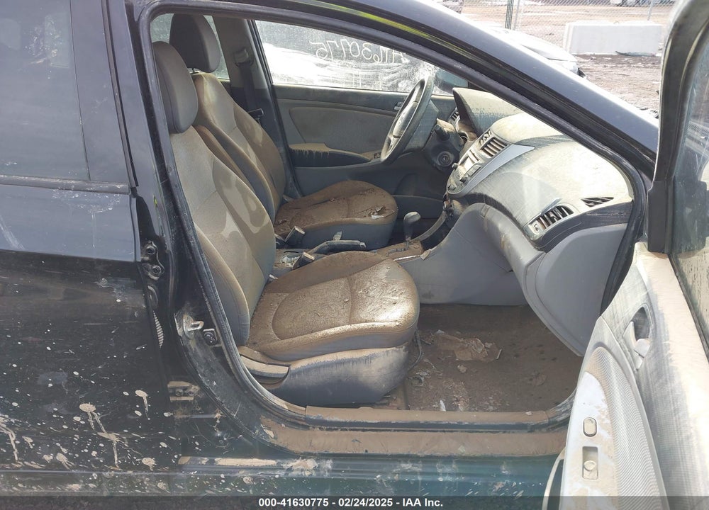 2013 HYUNDAI ACCENT VIN: KMHCT5AE1DU119732