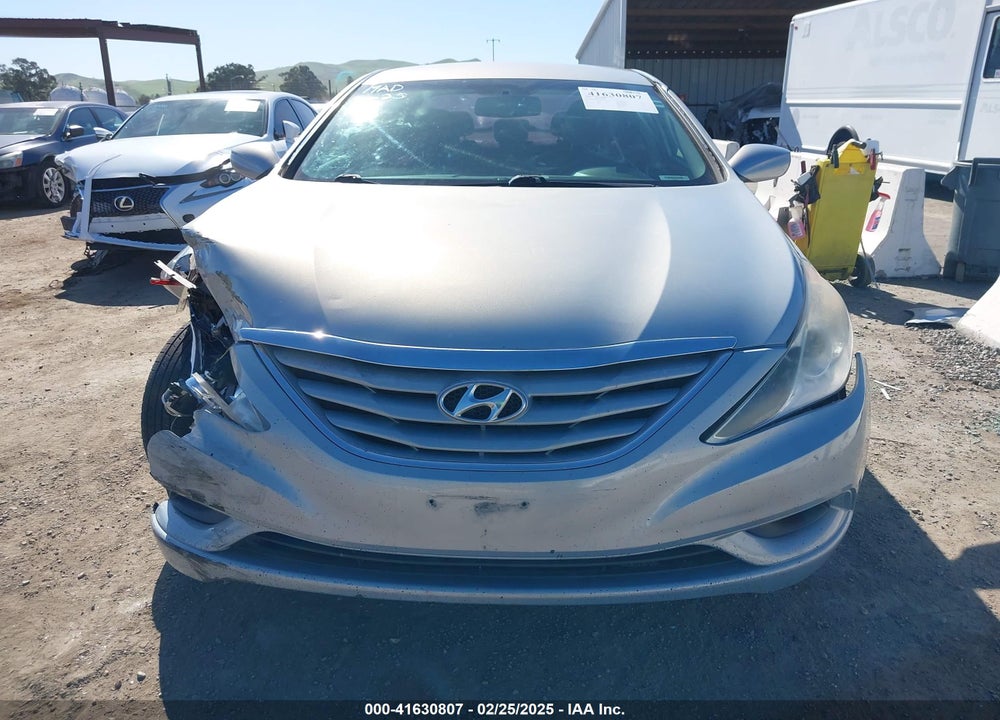2013 HYUNDAI SONATA VIN: 5NPEB4AC3DH505667