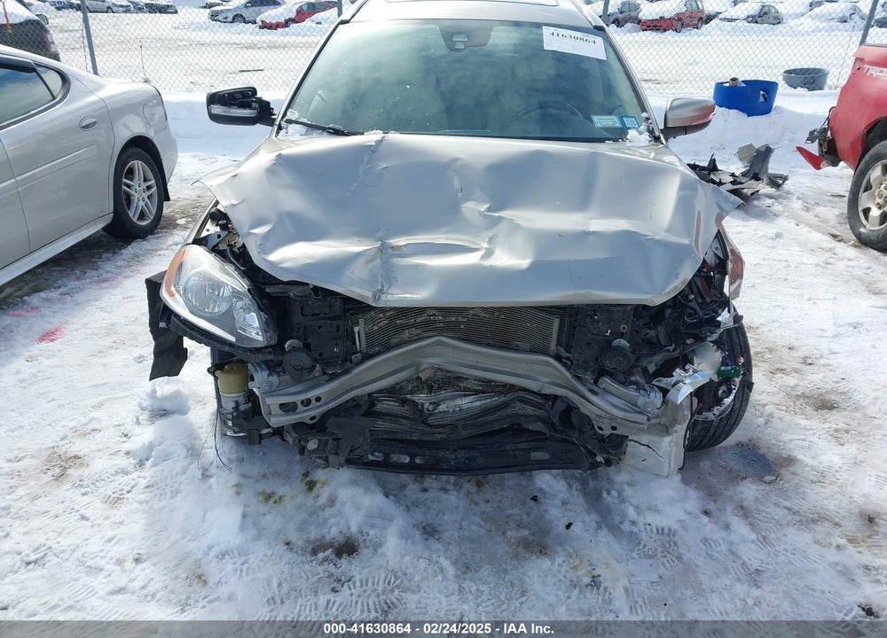 2016 VOLVO XC60 VIN: YV440MDK5G2796227