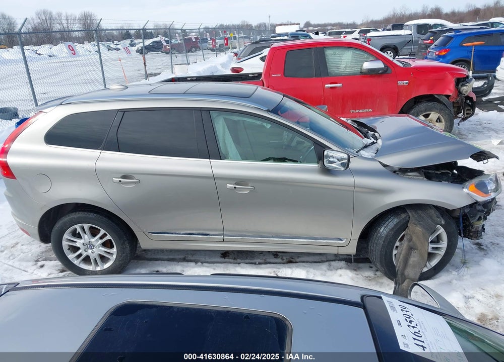 2016 VOLVO XC60 VIN: YV440MDK5G2796227