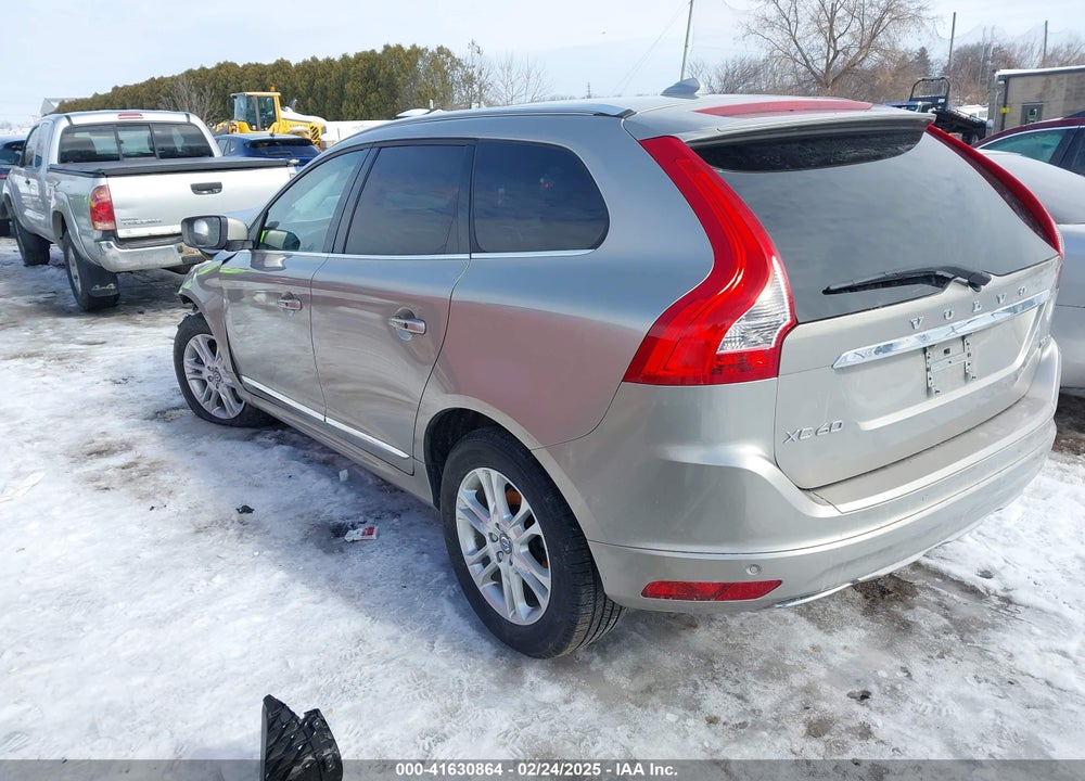 2016 VOLVO XC60 VIN: YV440MDK5G2796227
