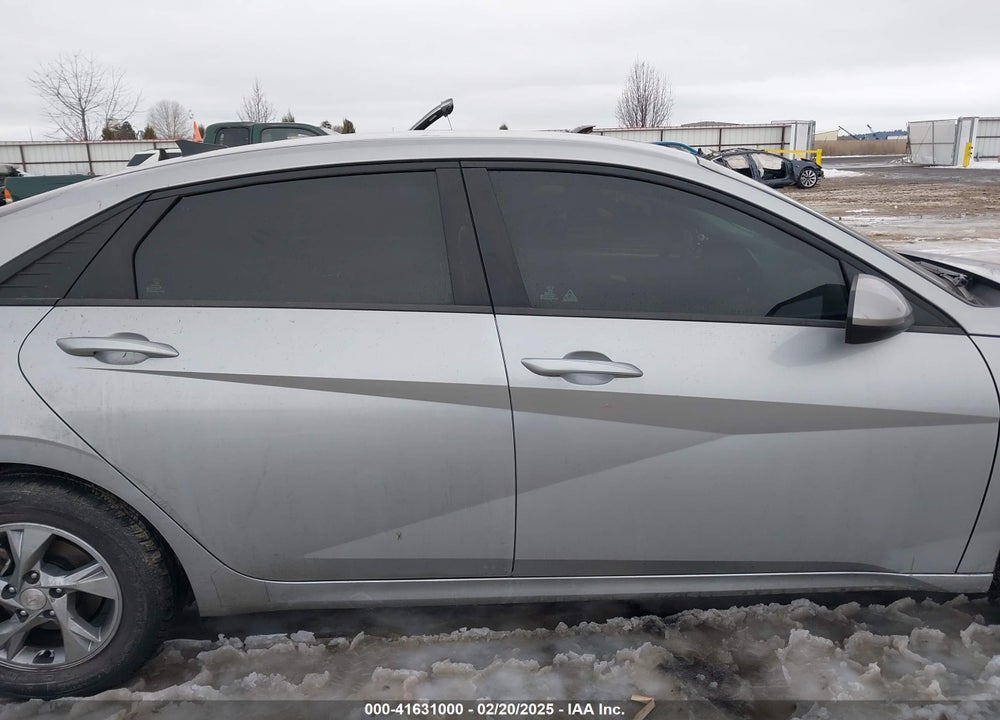2021 HYUNDAI ELANTRA VIN: 5NPLL4AG0MH026839