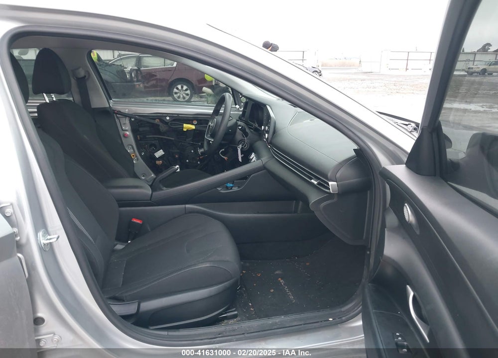 2021 HYUNDAI ELANTRA VIN: 5NPLL4AG0MH026839