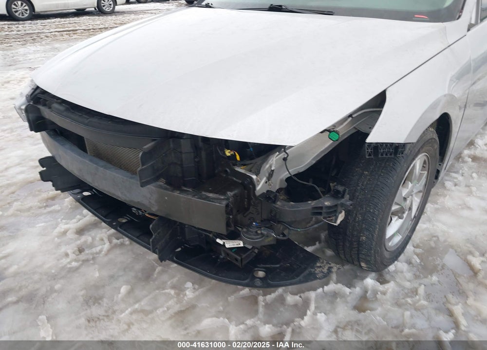 2021 HYUNDAI ELANTRA VIN: 5NPLL4AG0MH026839