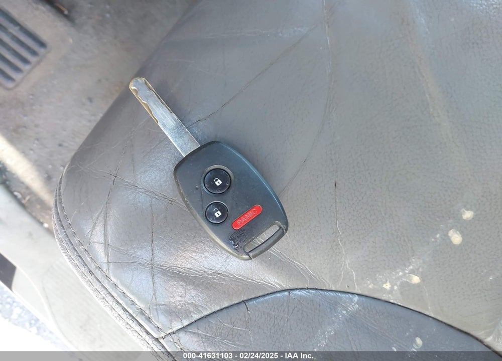 2006 HONDA ODYSSEY EX VIN: 5FNRL38476B410389