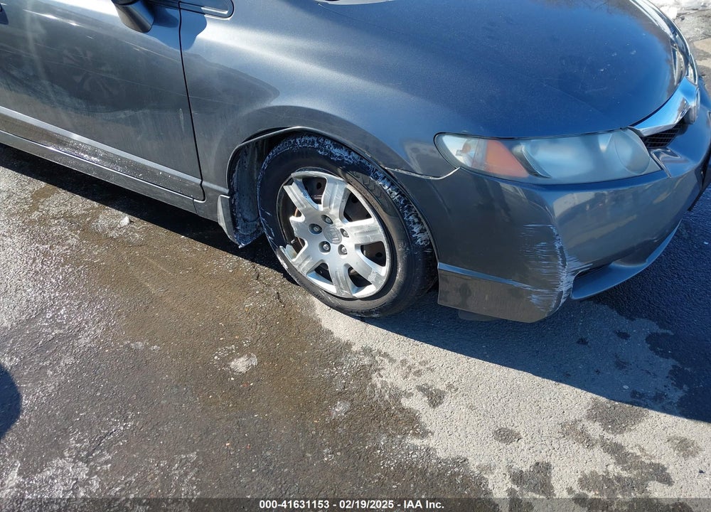 2010 HONDA CIVIC LX VIN: 2HGFA1F53AH307595