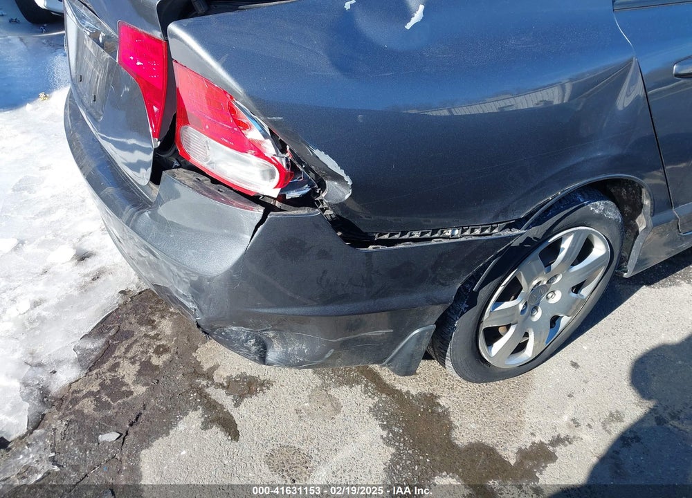 2010 HONDA CIVIC LX VIN: 2HGFA1F53AH307595