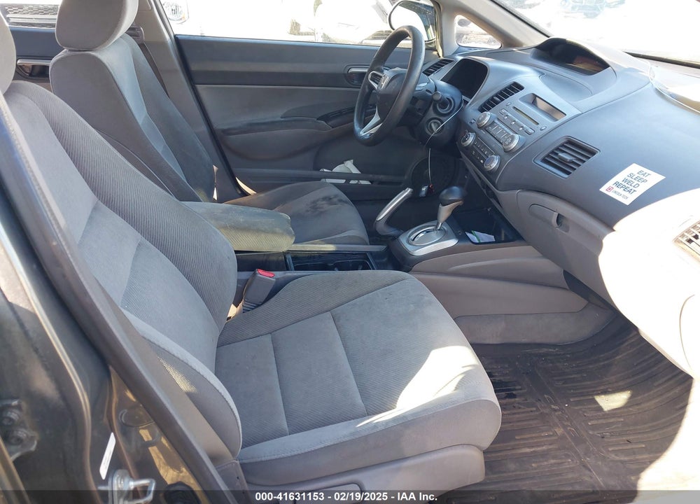 2010 HONDA CIVIC LX VIN: 2HGFA1F53AH307595